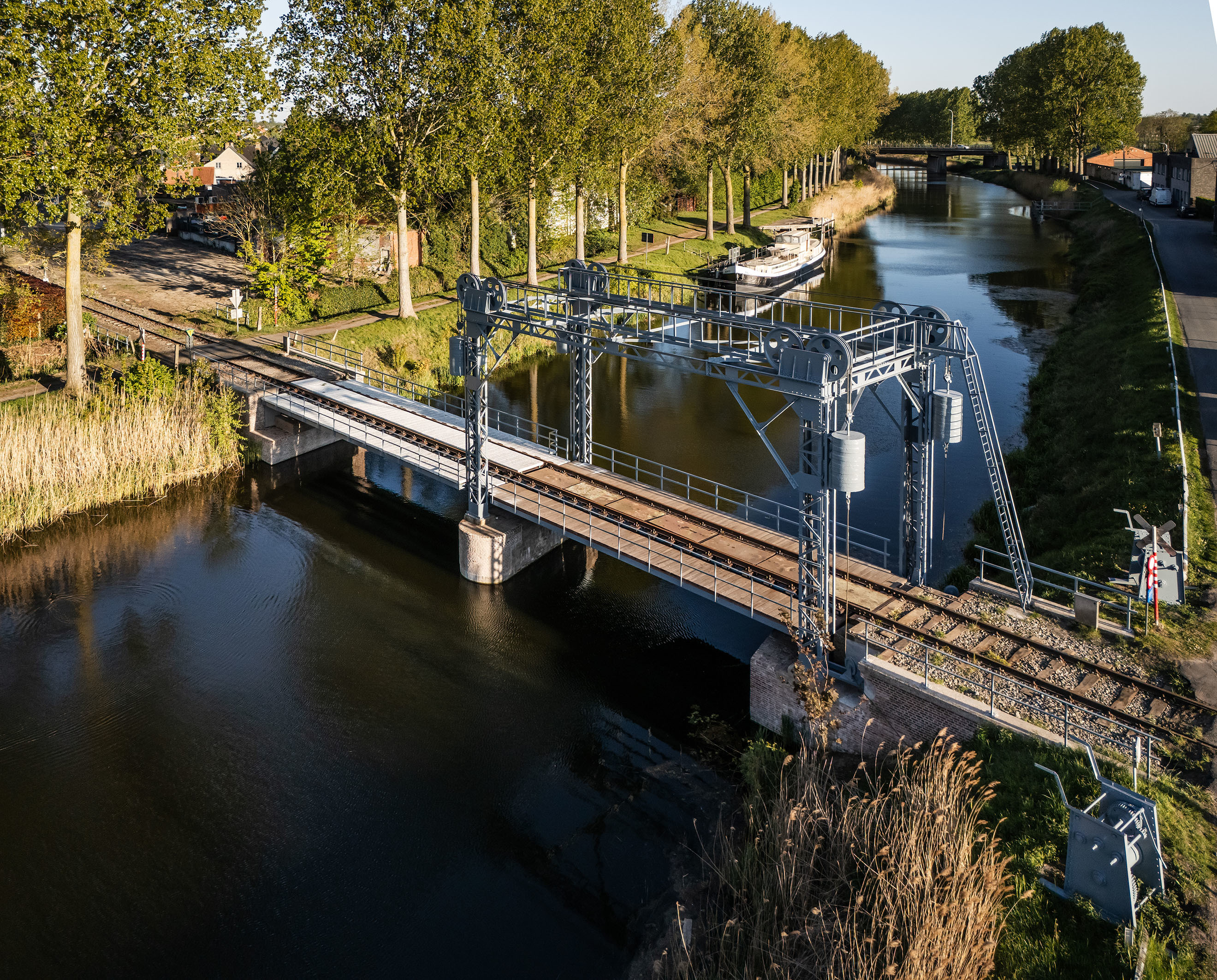 LOW LUCID B Juxta Brug Balgerhoeke 06