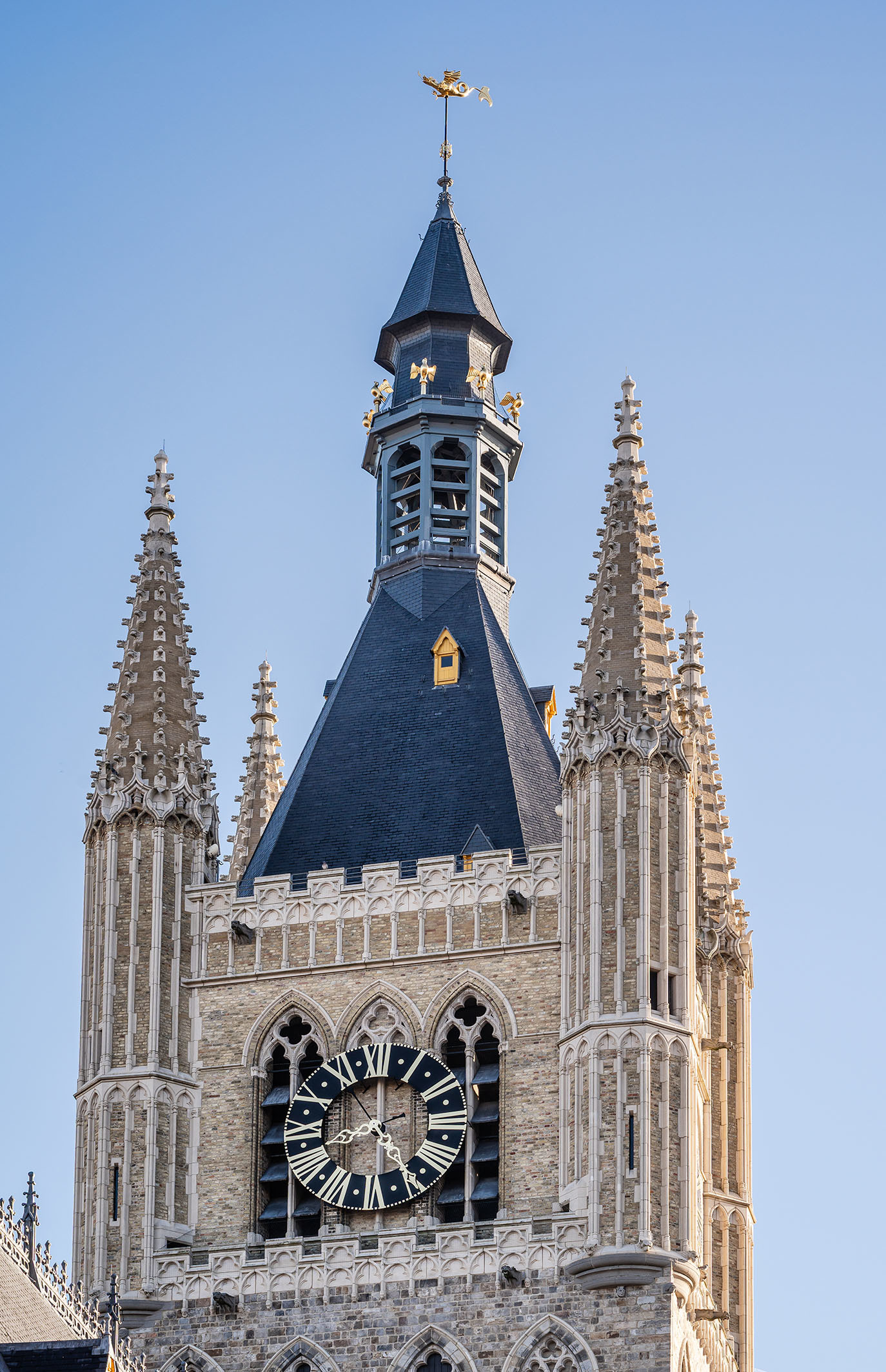 LOW LUCID B Juxta Ieper 034