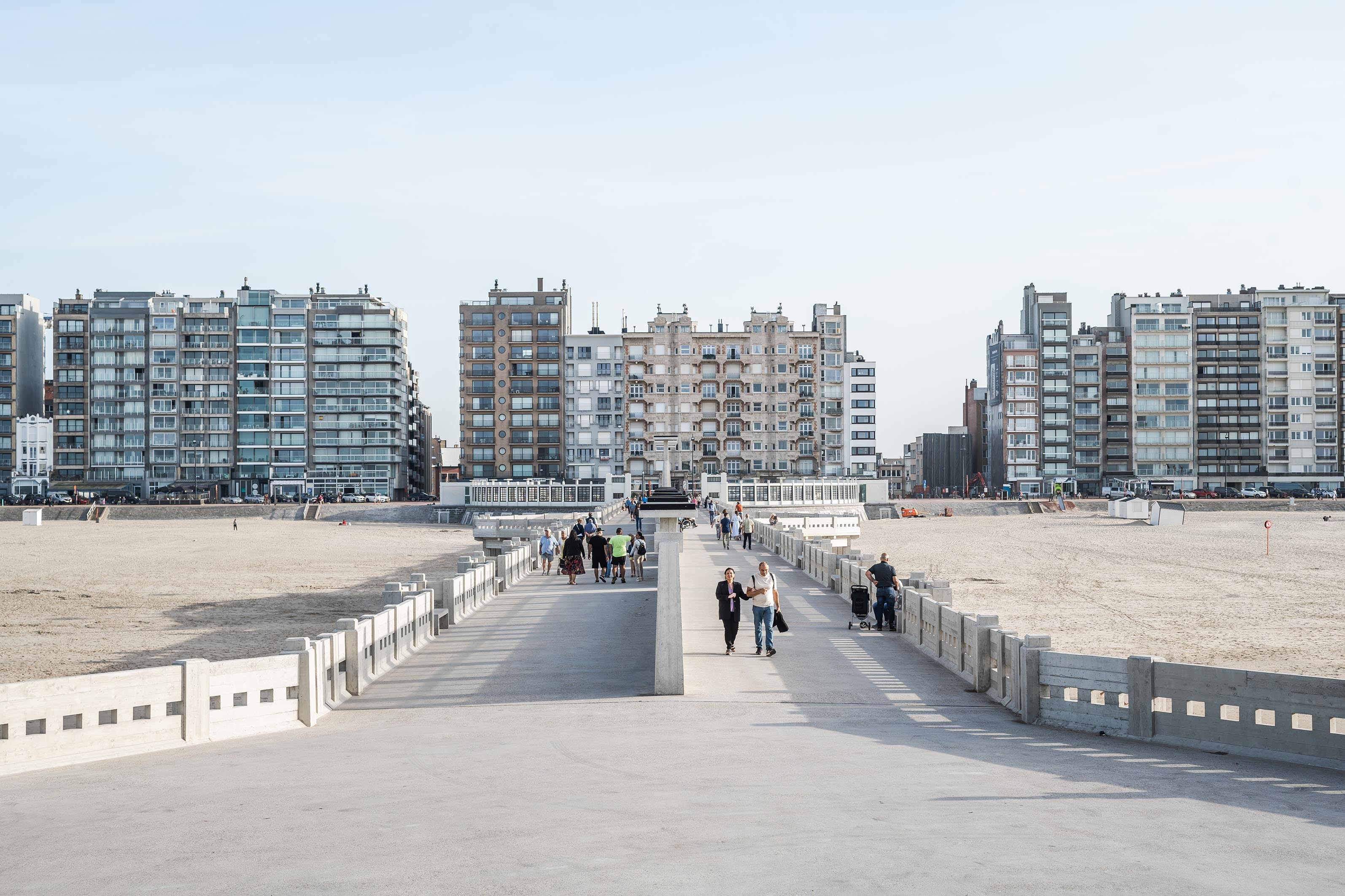 LOW LUCID B Juxta Pier Blankenberge 13