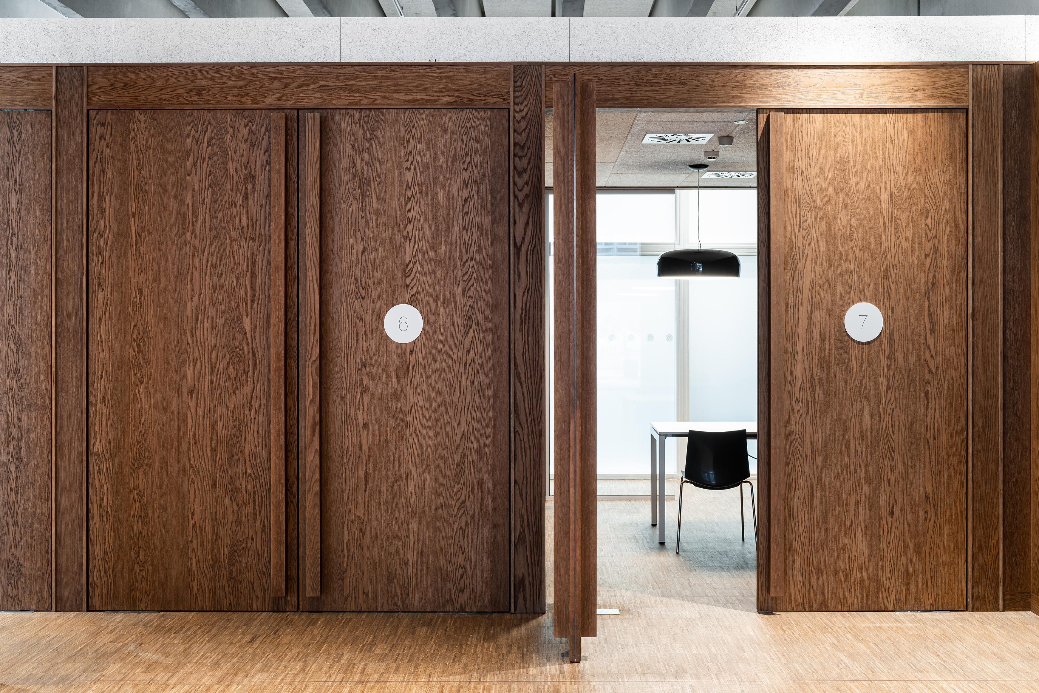 LUCID B bis politie Merksem 15