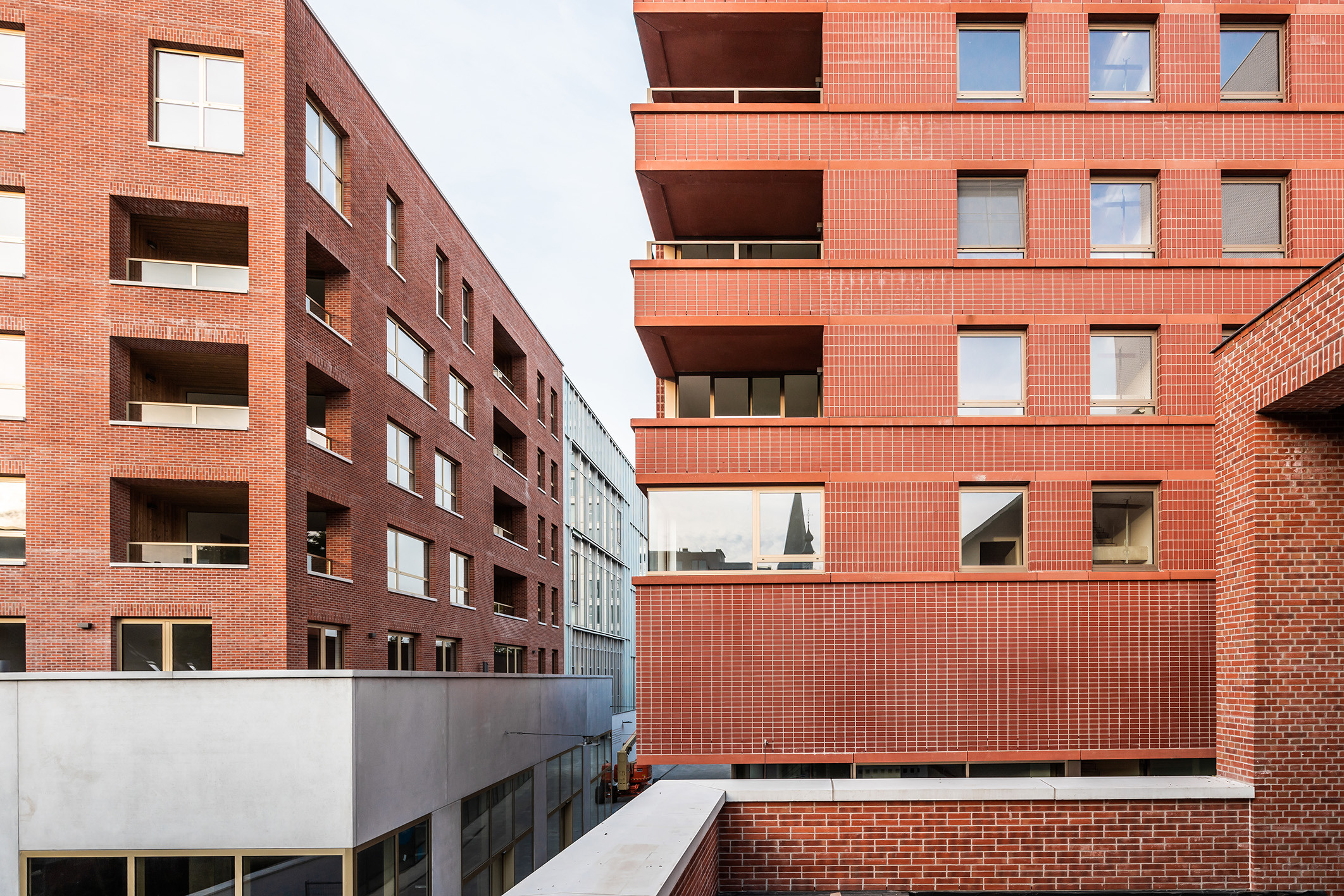 Lucid Turnova B 34 LOW