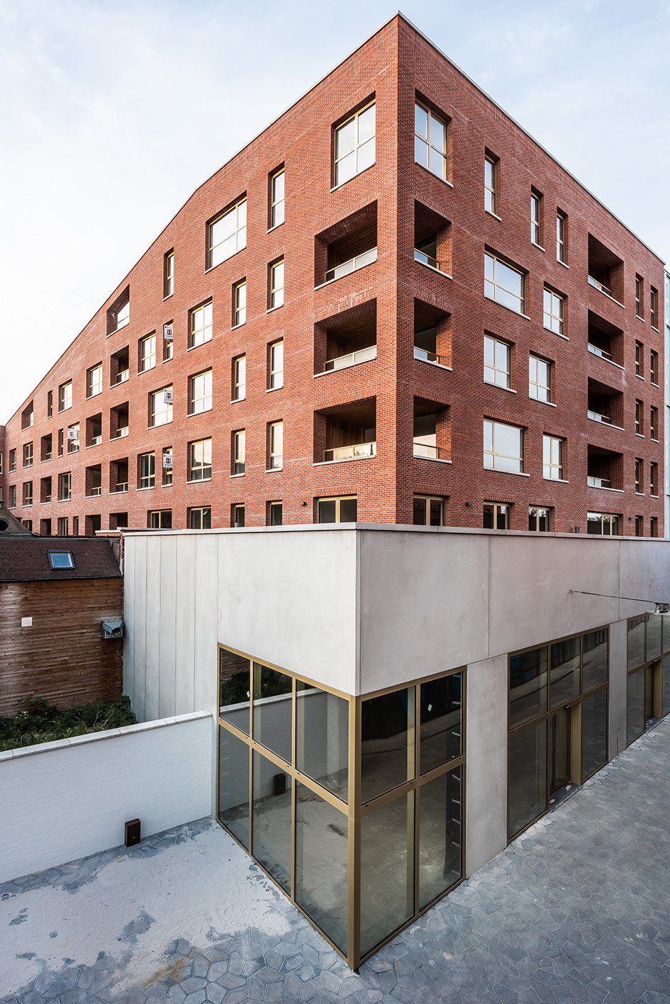 Lucid Turnova Schakel B 33 LOW