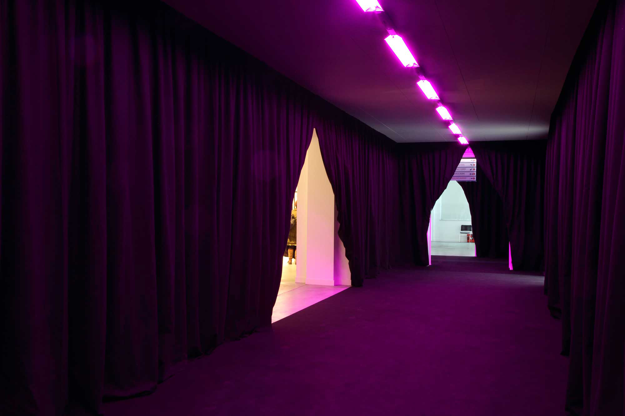 Charles-Burns Dirk-Pauwels 6