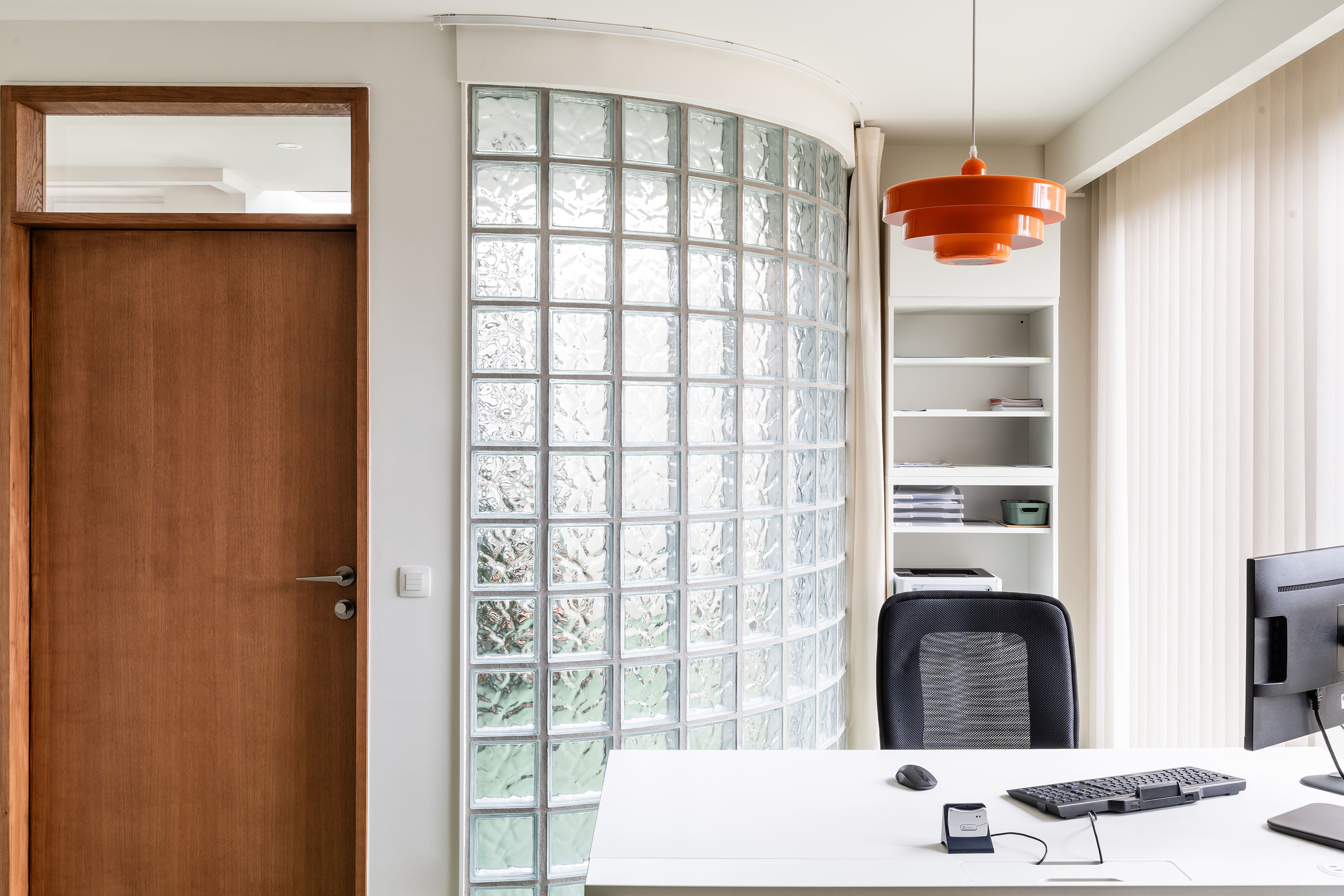 LOW LUCID B Bis dokter Schoten 12