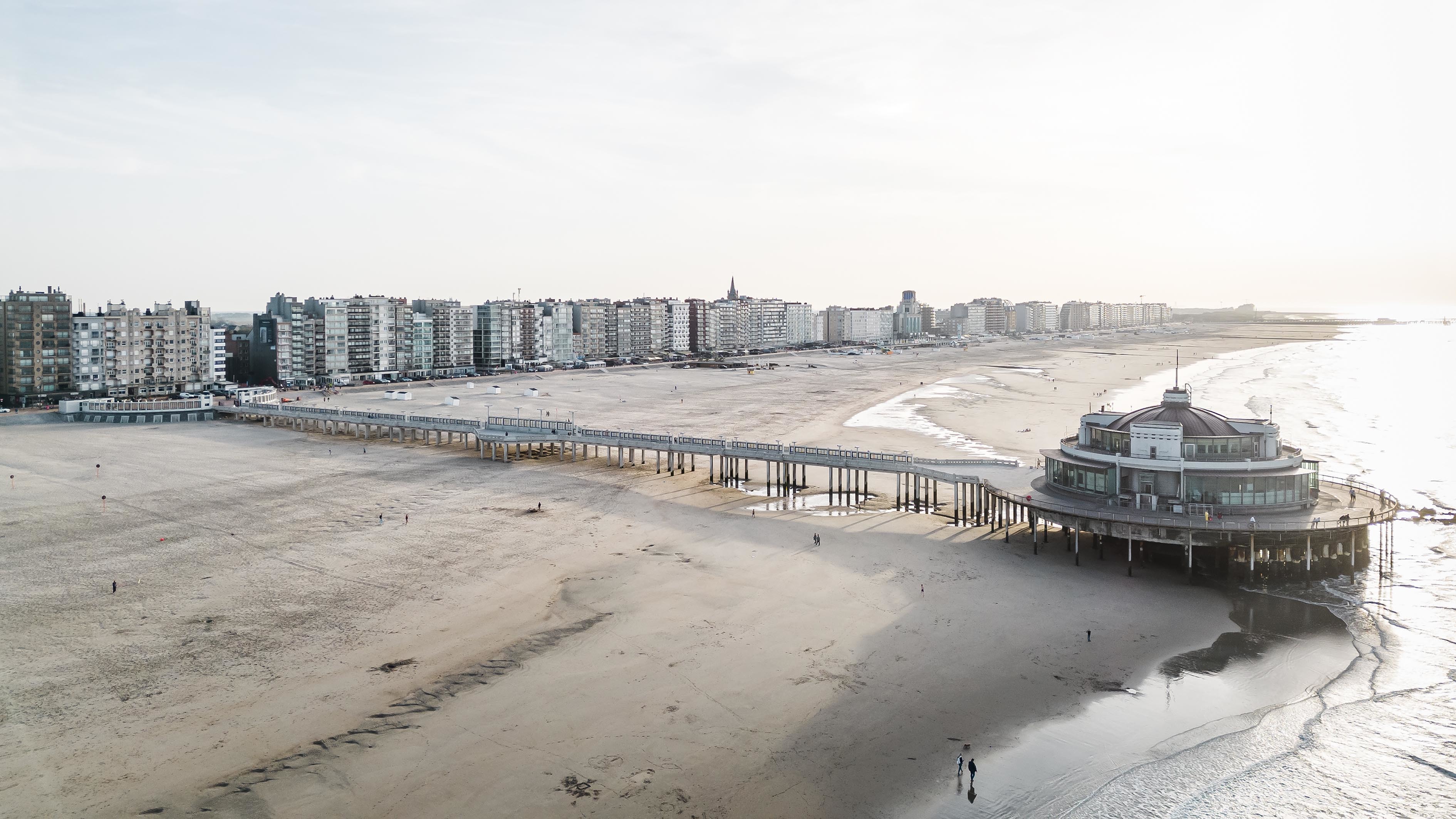 LOW LUCID B Juxta Pier Blankenberge 05