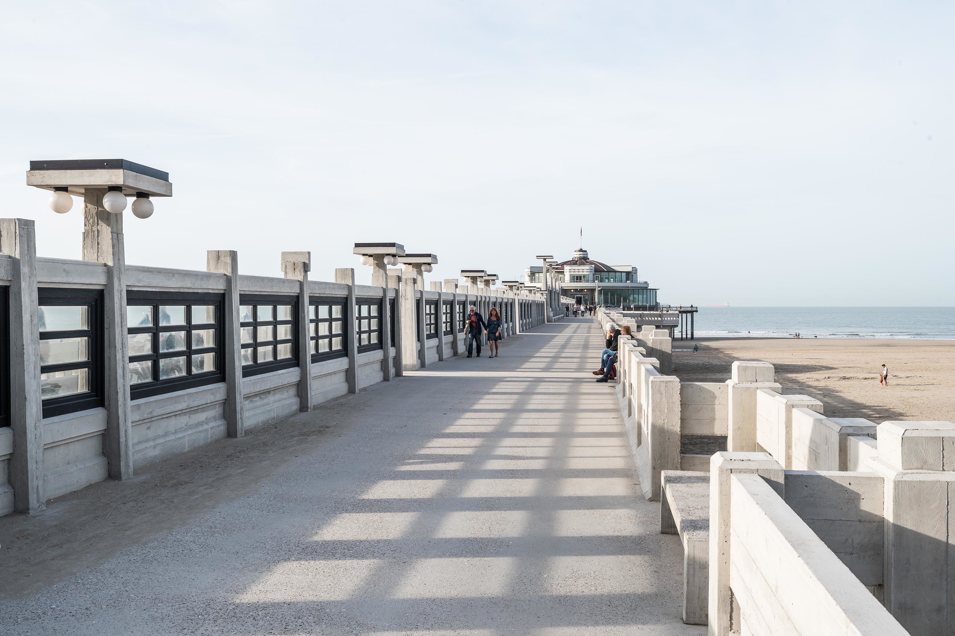 LOW LUCID B Juxta Pier Blankenberge 07