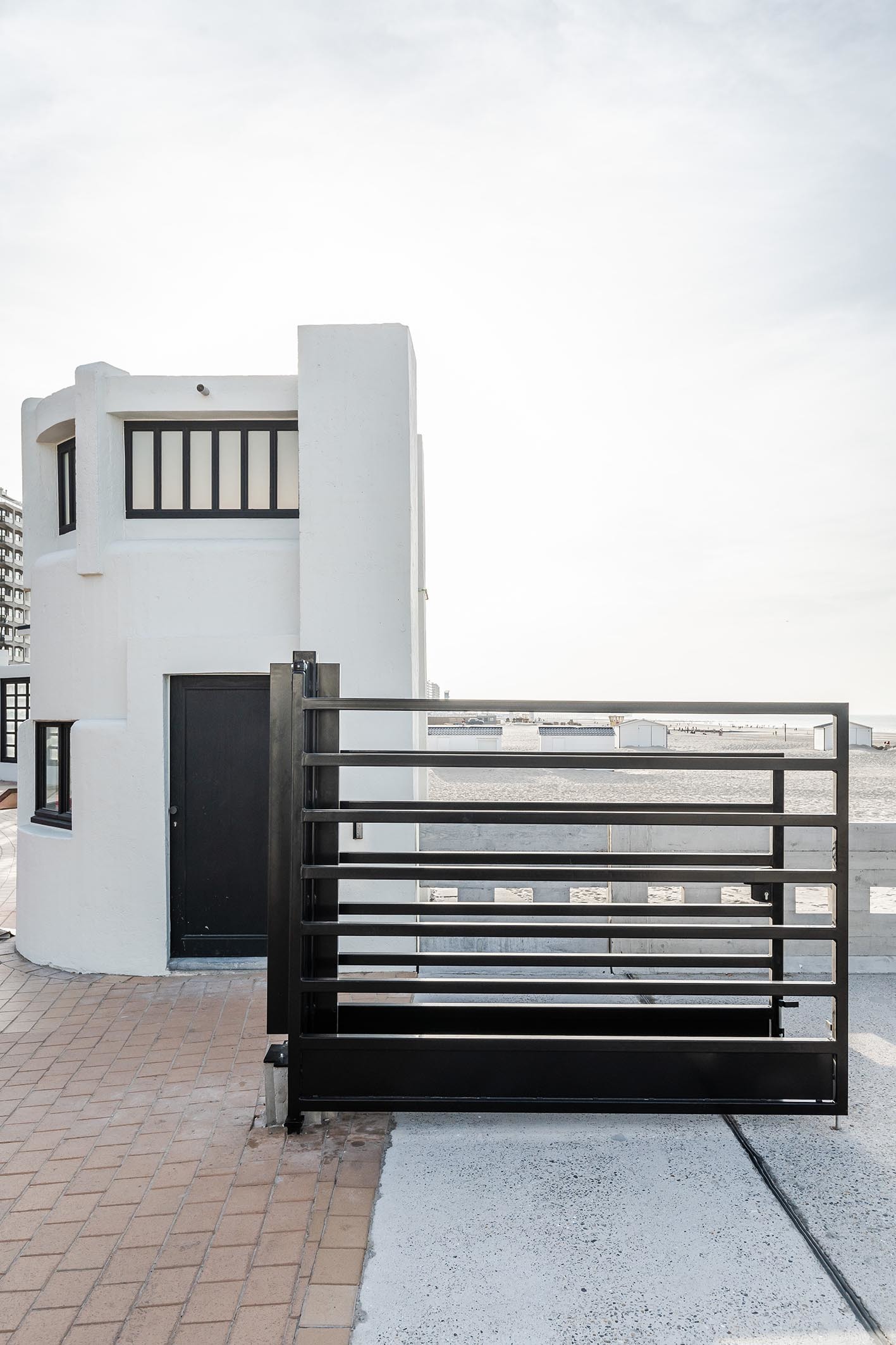 LOW LUCID B Juxta Pier Blankenberge 16