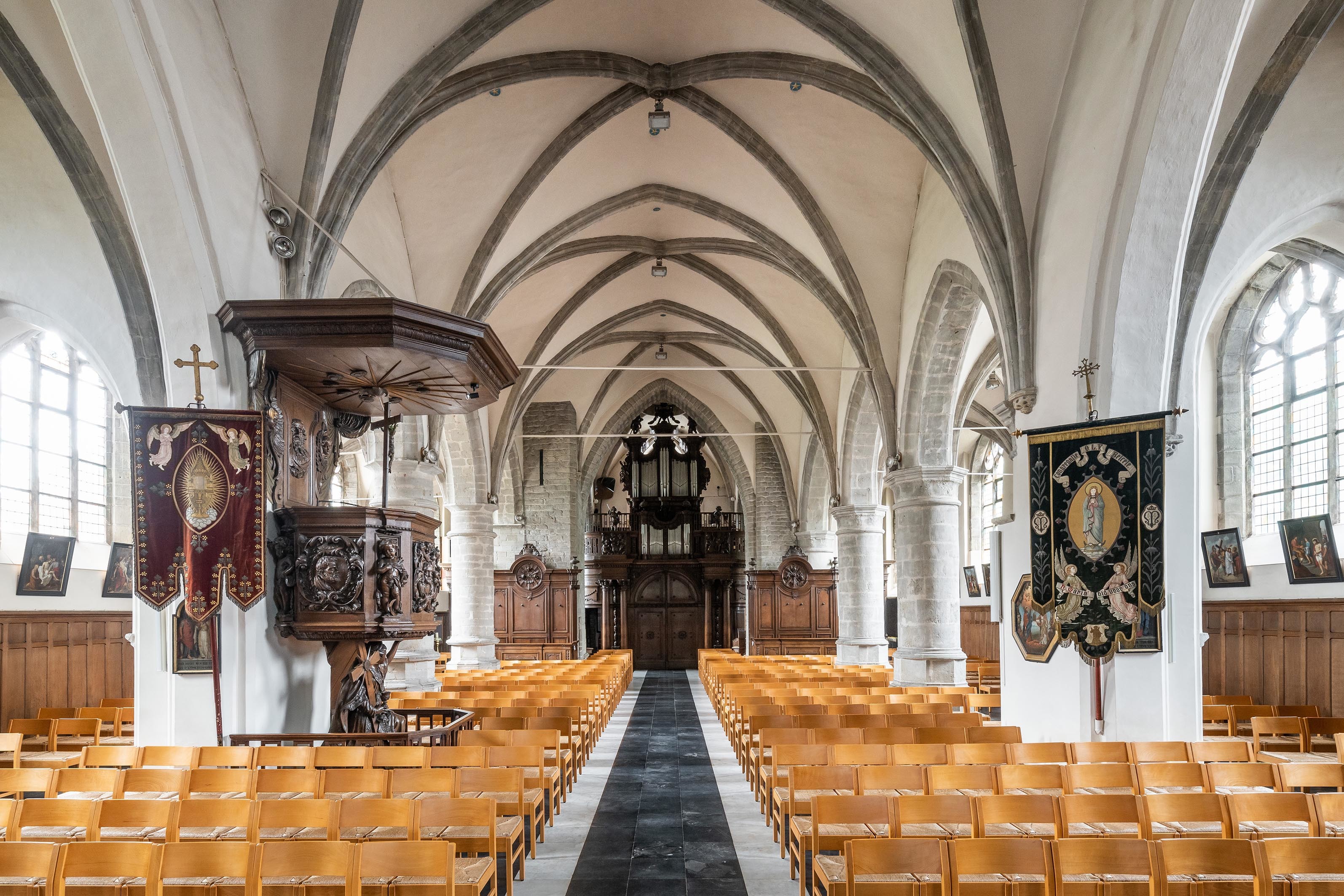 LOW LUCID B Juxta kerk Belsele 09
