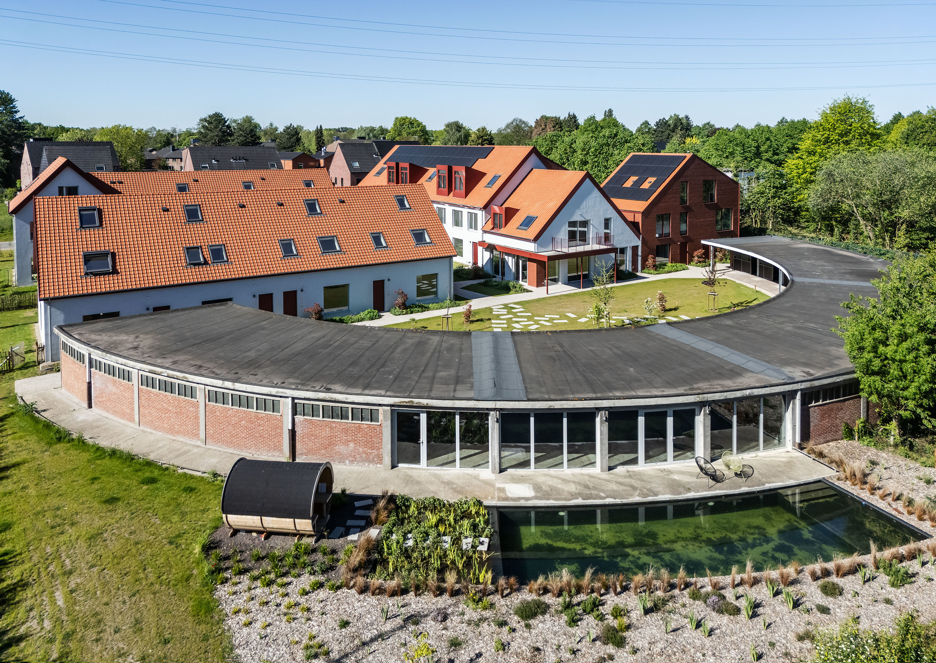LOW LUCID B architecten Heem CIRK 09