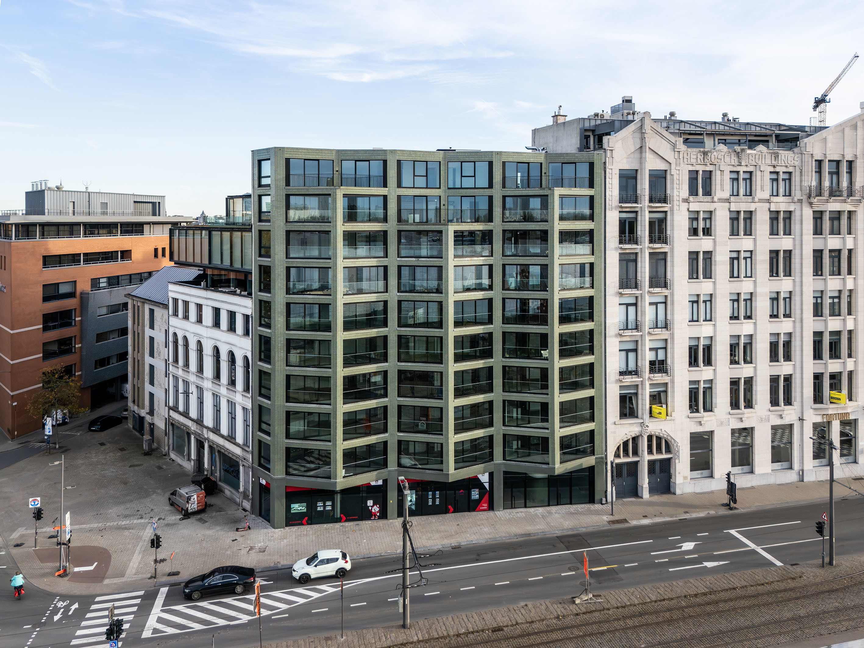 LOW LUCID B architecten Van Meterenkaai 02