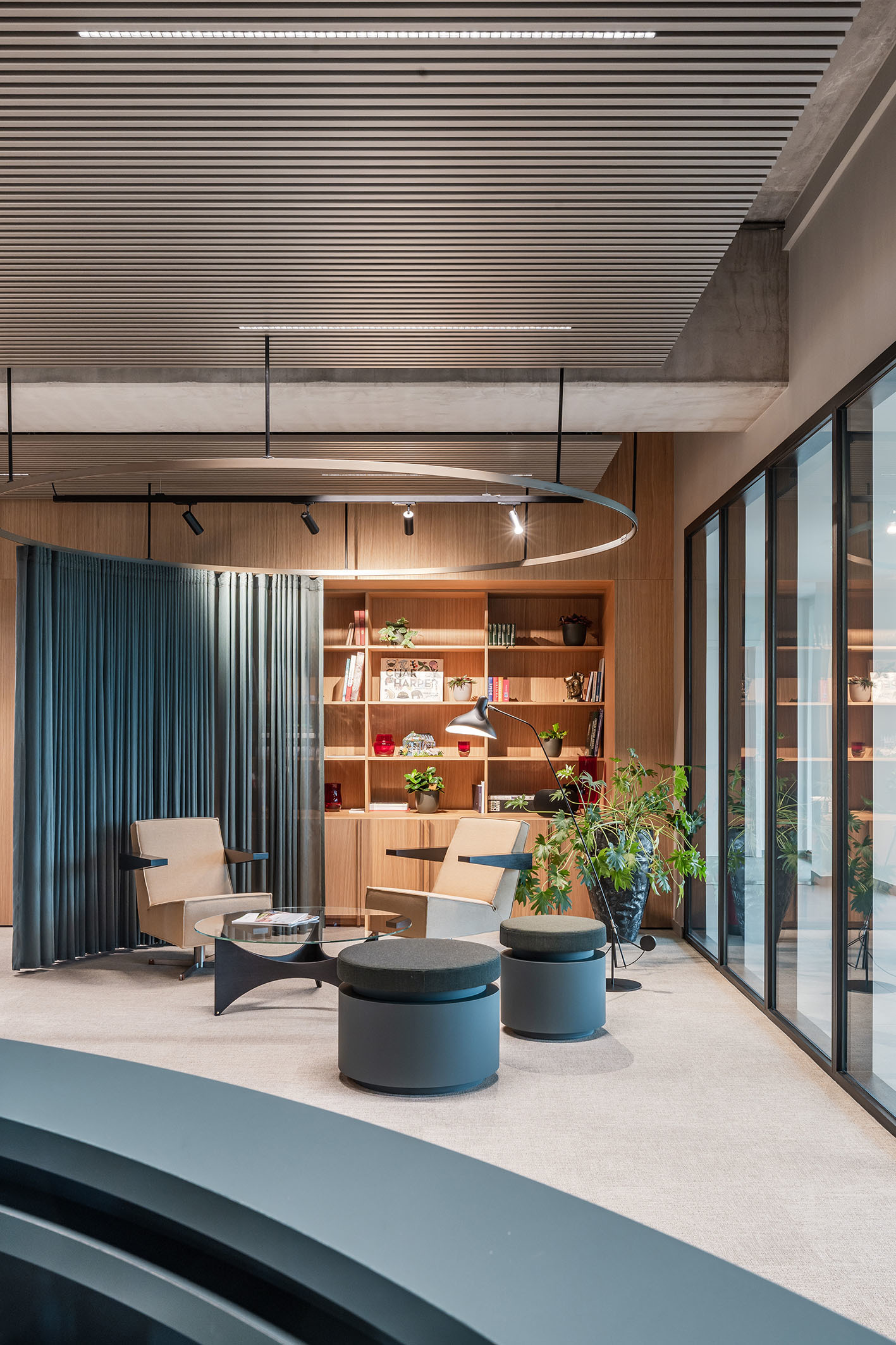 LOW LUCID B bis DKP 13