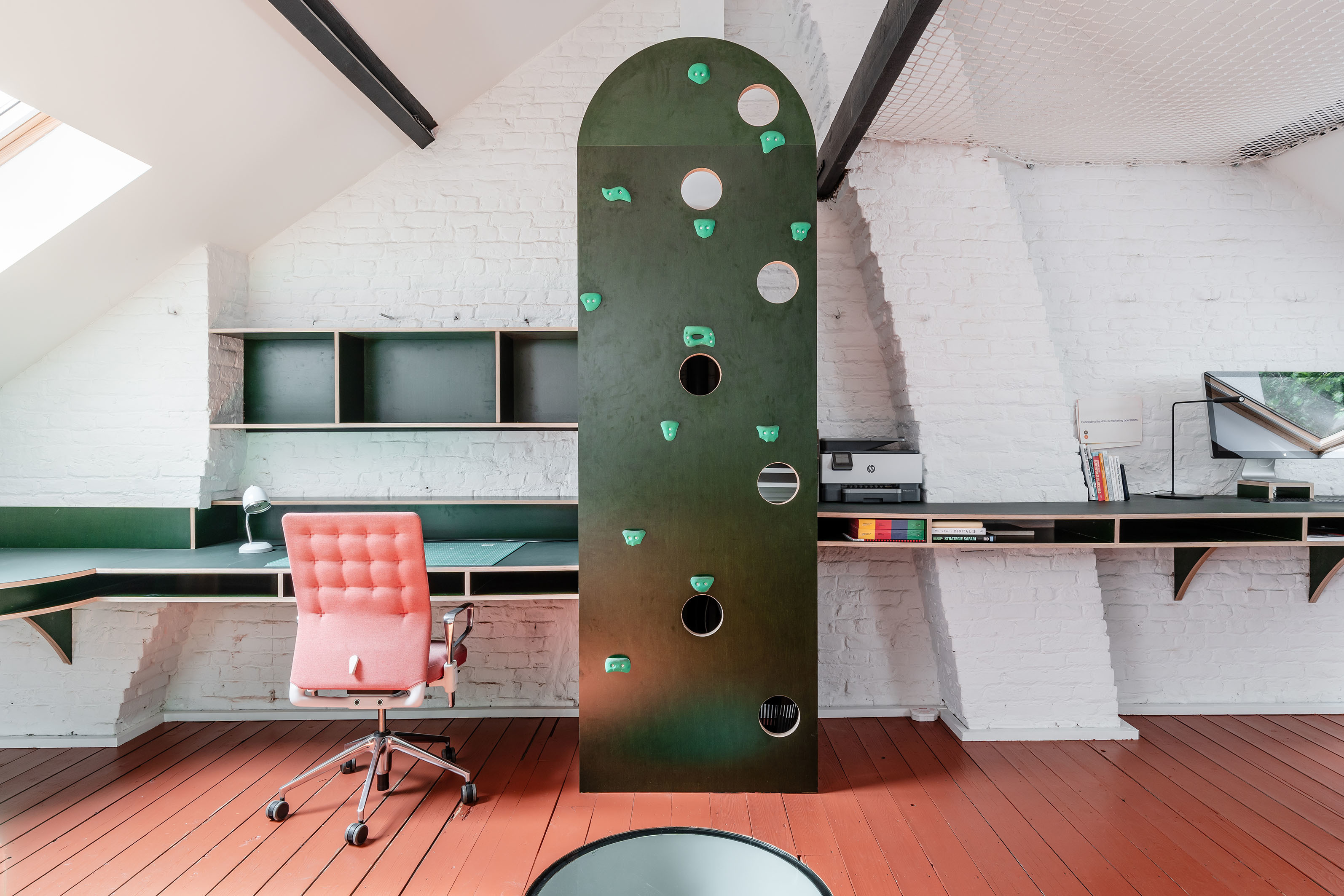 LOW LUCID B bis MB Schaarbeek 10