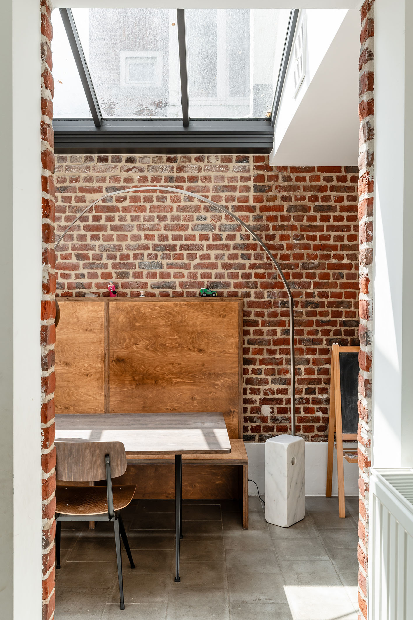 LOW LUCID B bis MB Schaarbeek 28