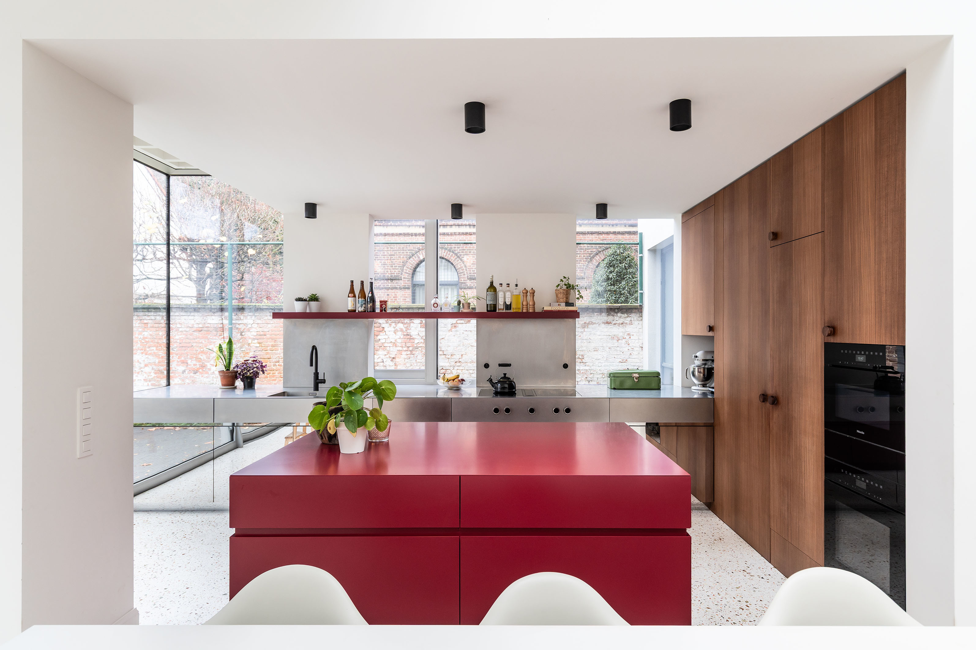 LOW LUCID B bis Transvaalstraat 15