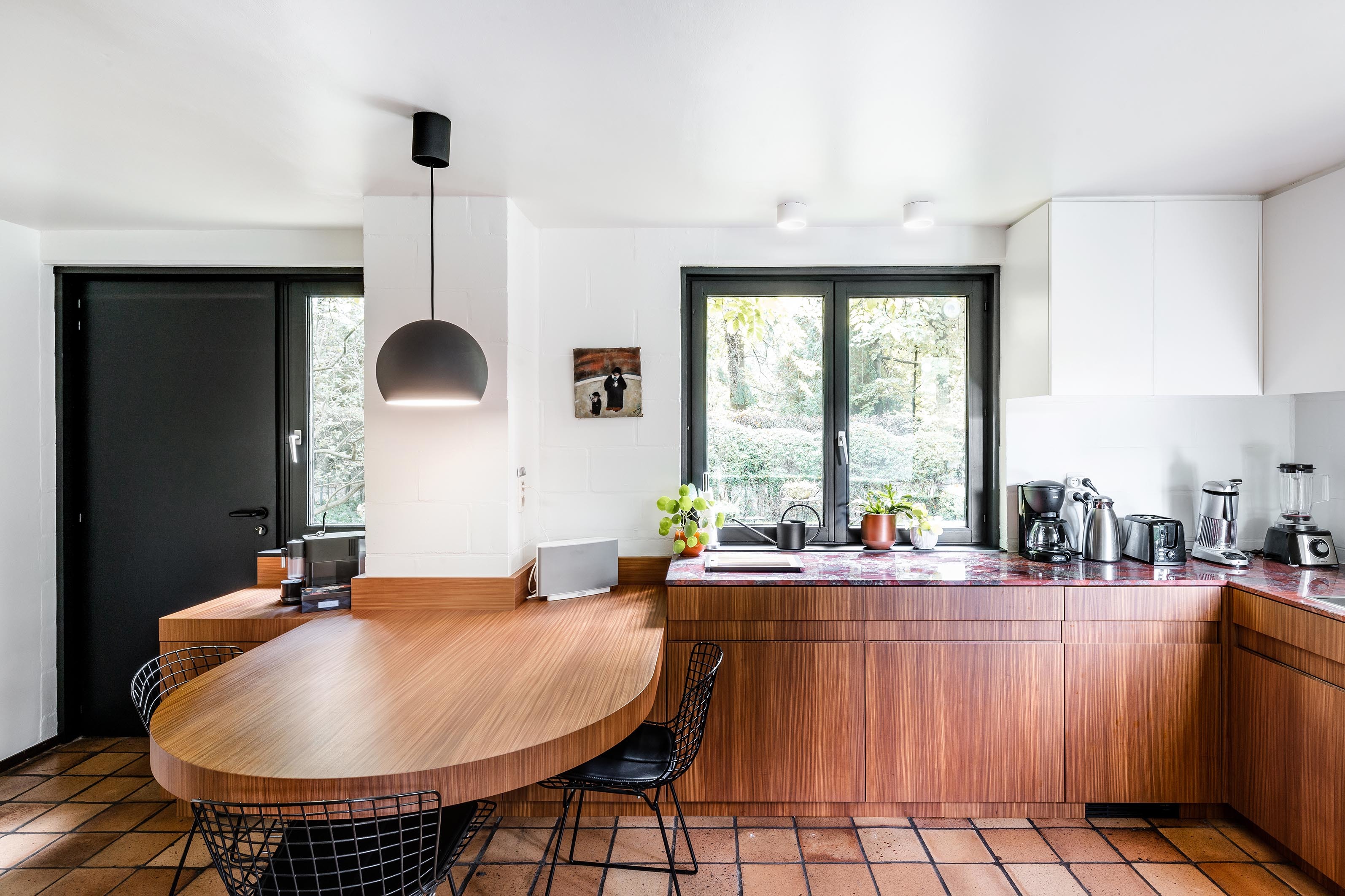 LOW LUCID B bis VIERIN 12