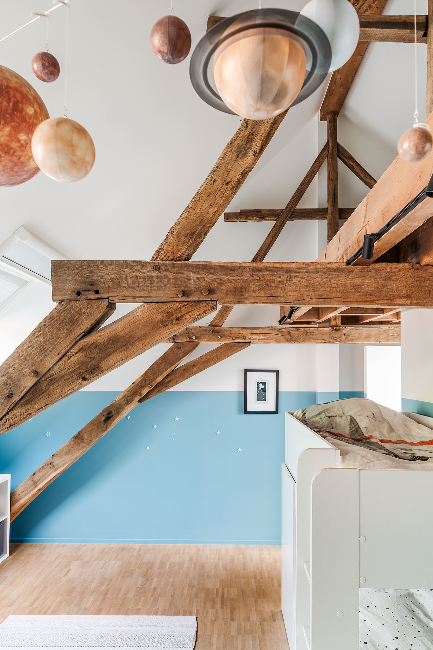 LOW LUCID B bis Zwarte Arend 19