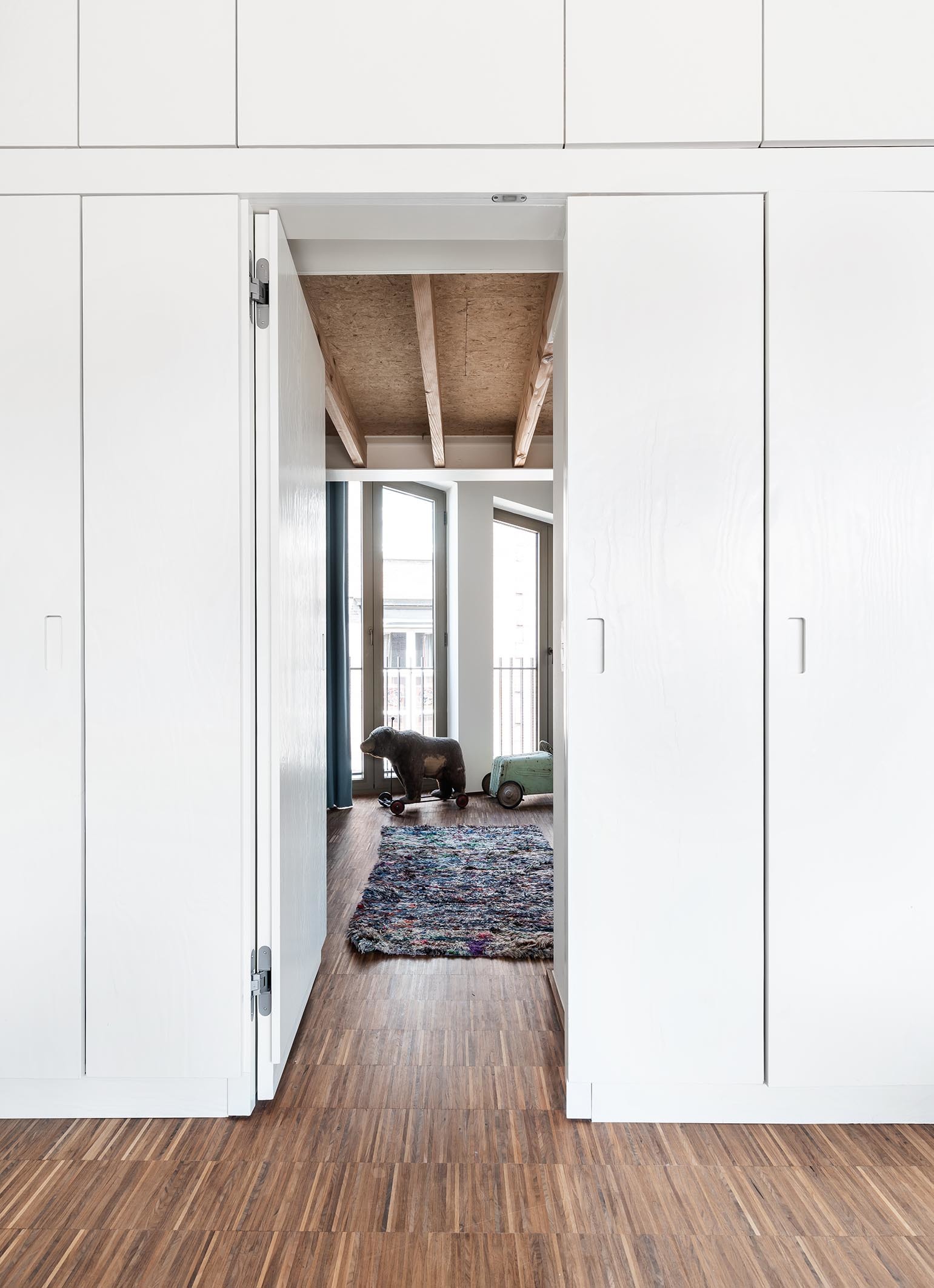 LOW LUCID B bis d Hulst Lier 009