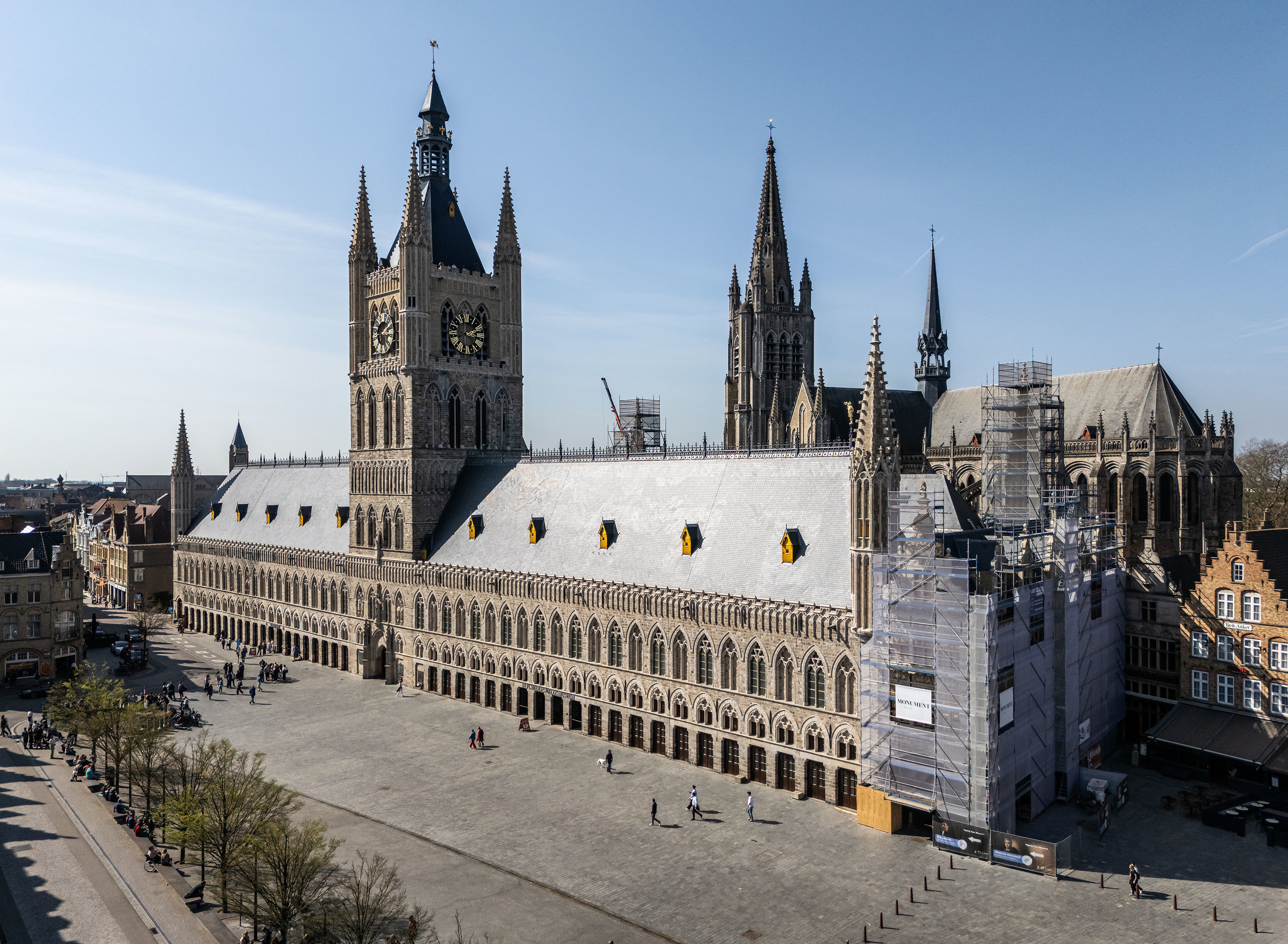 LOW LUCID B Juxta Lakenhallen B 10