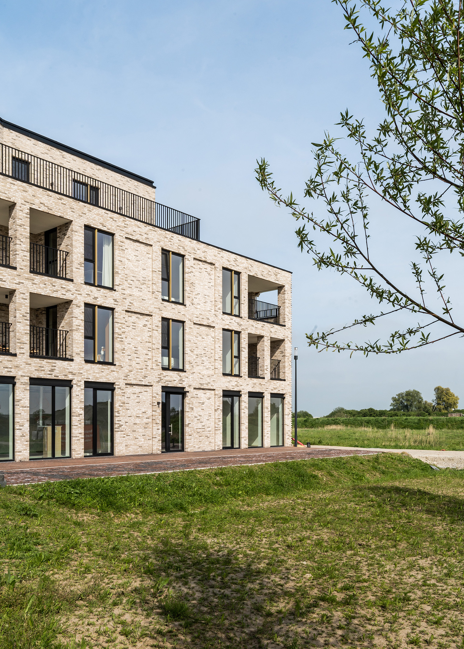 LOW LUCID Suikerpark Veurne 13