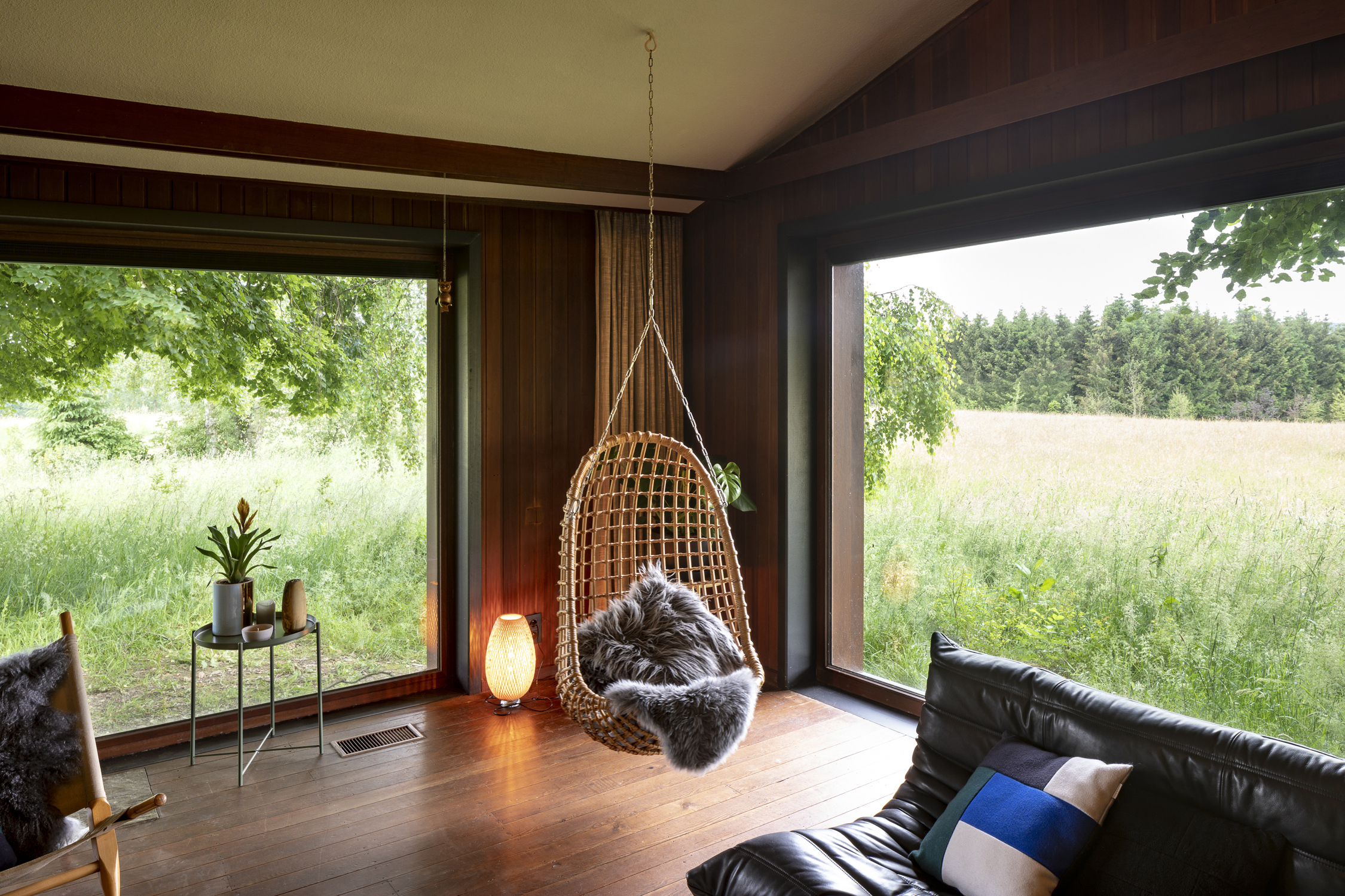 R Copyright Ilse Liekens 12