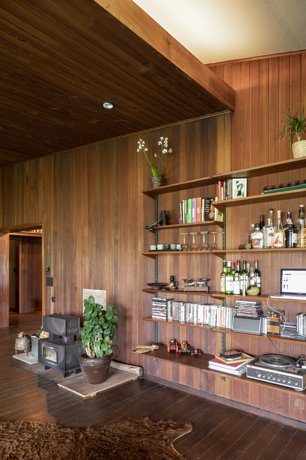 R copyright Ilse Liekens 14