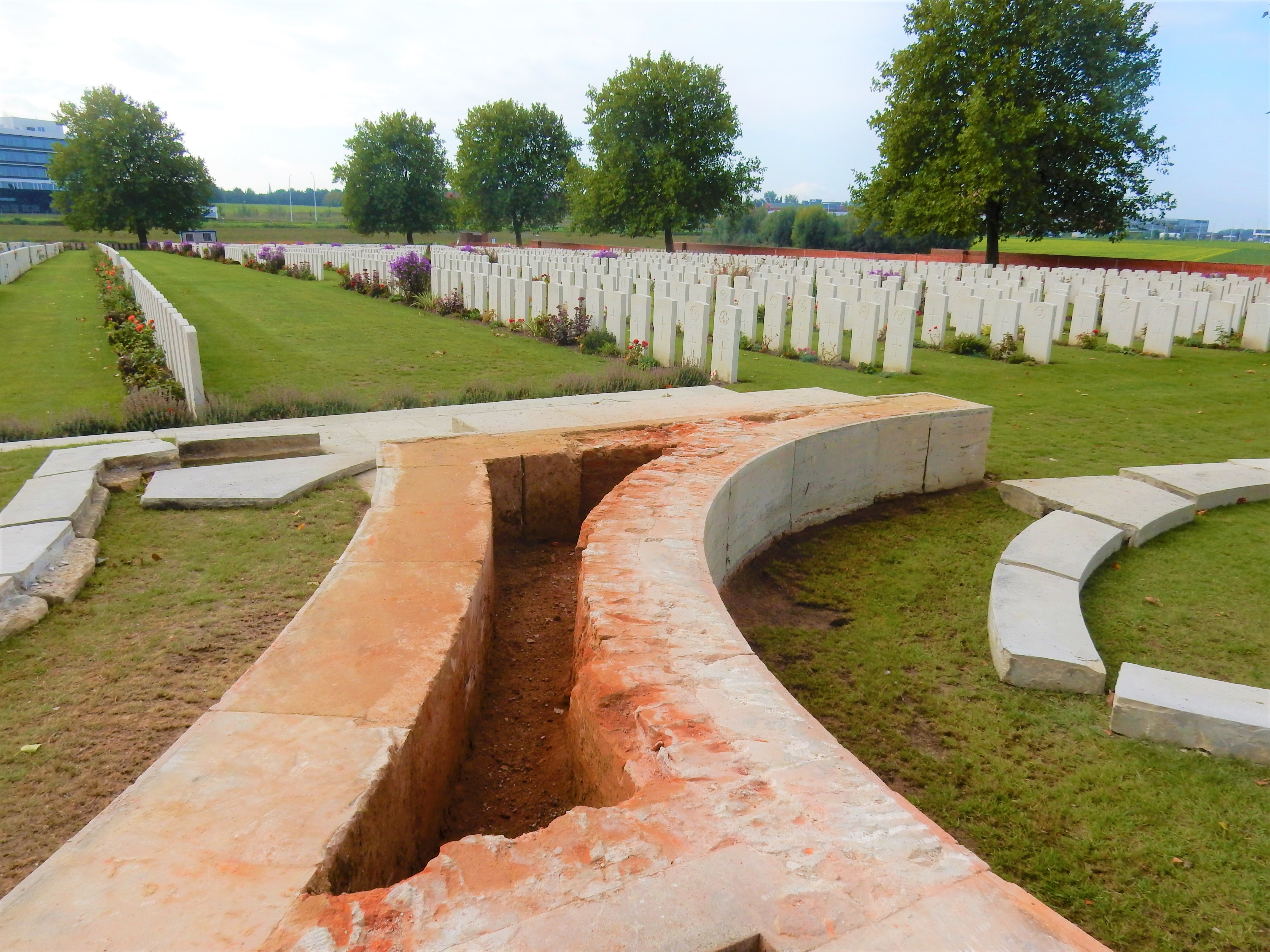 Restauratie offerkruis in uitvoering