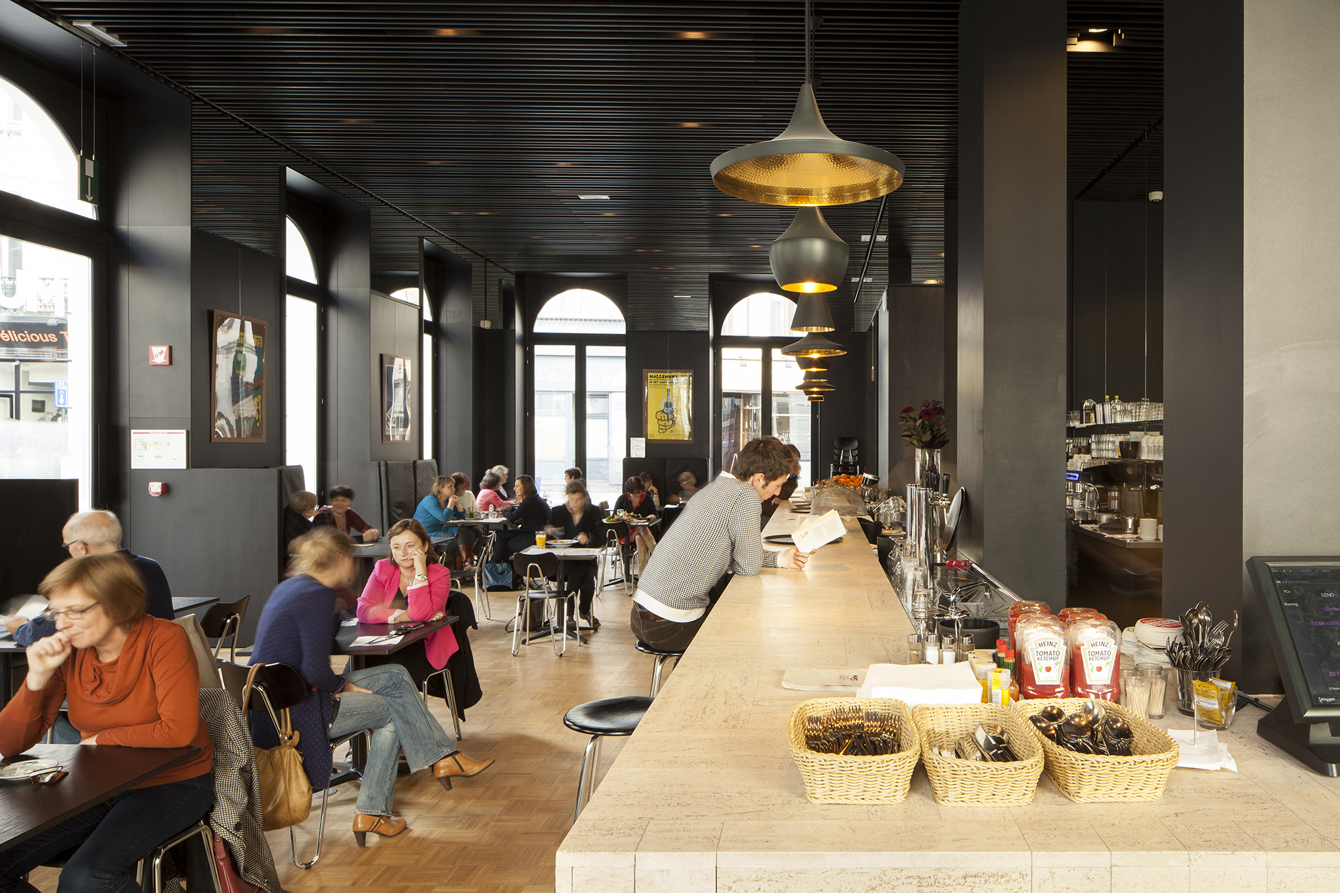 Muntpunt brasserie LR 01